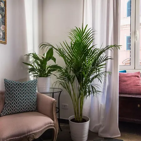 Flora Metro Vittorio Apartman