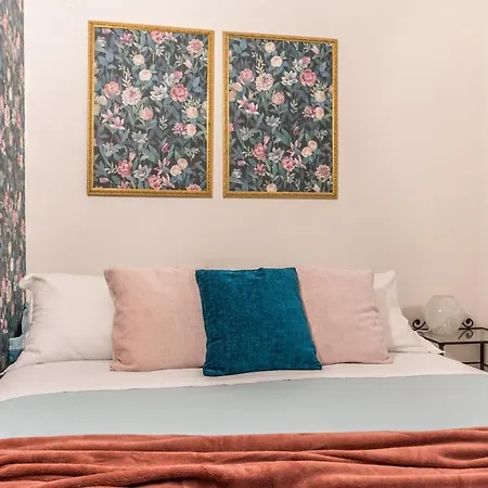 Apartman Flora Metro Vittorio *